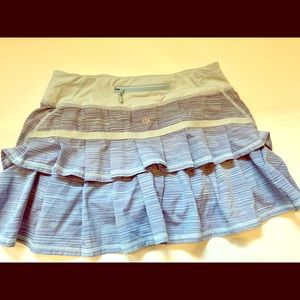 Lululemon tennis skirt size 4